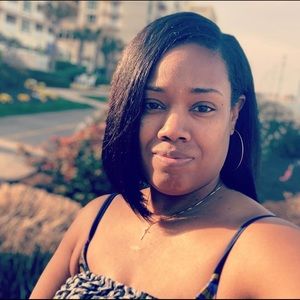 Meet your Posher, Jamila